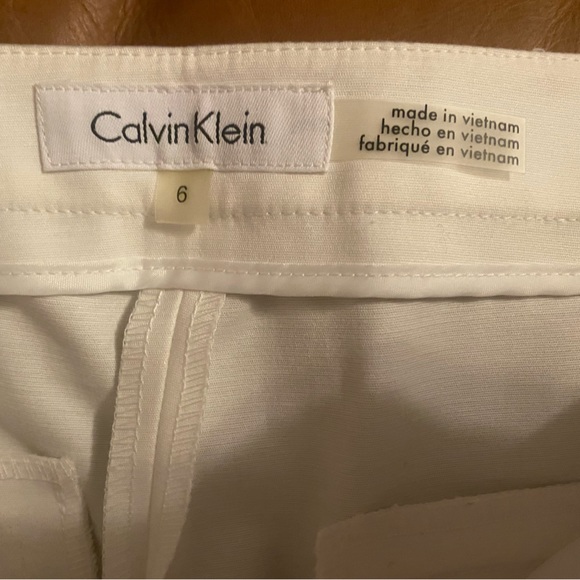 Calvin Klein, size 6 women’s white cropped ankle dress pant - Picture 4 of 5